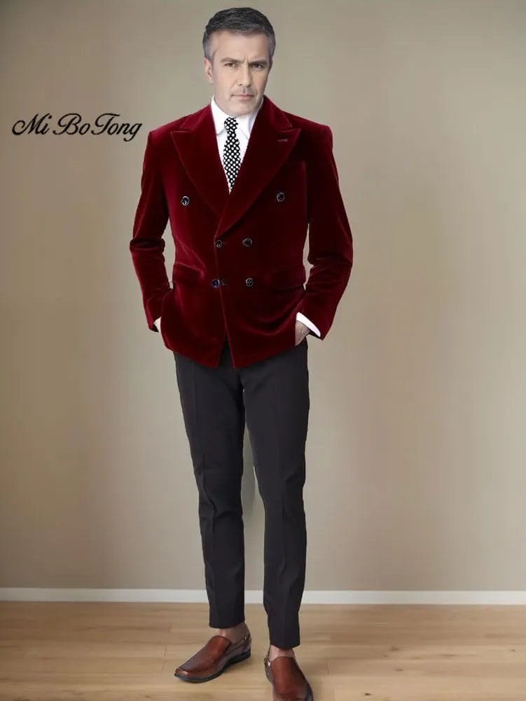 Mi Bo Tong Mens Double Breasted Velvet Blazer Peak Lapel Dinner Jacket for Men Prom Party Coat