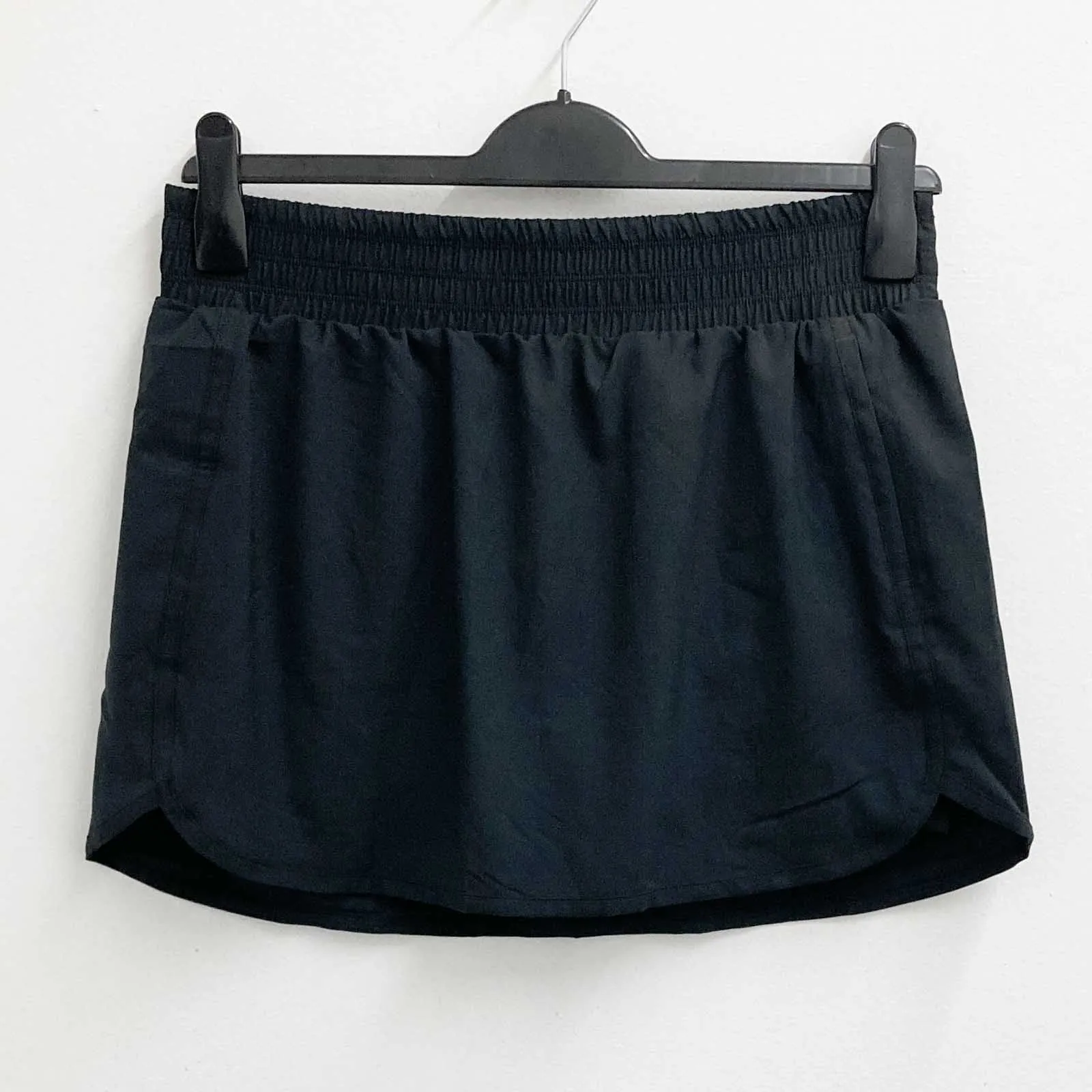 Prana Black Peak to Pavement Quick Dry Skort Size S