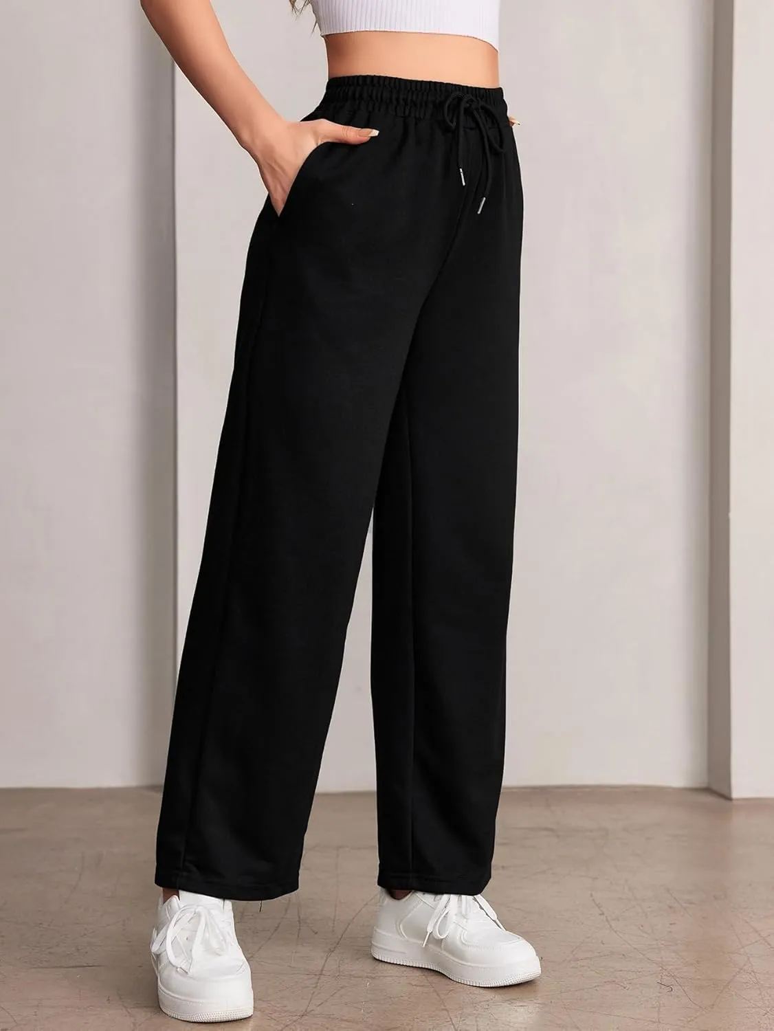 Verdusa Women's Drawstring Elastic Waist Straight Leg Sweatpants Joggers